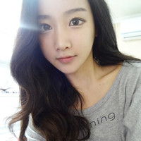 我爱笑不代表我很好韩系娇小玲珑的唯美女生头像