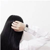女生头像孤独背影黑白微信头像图片大全