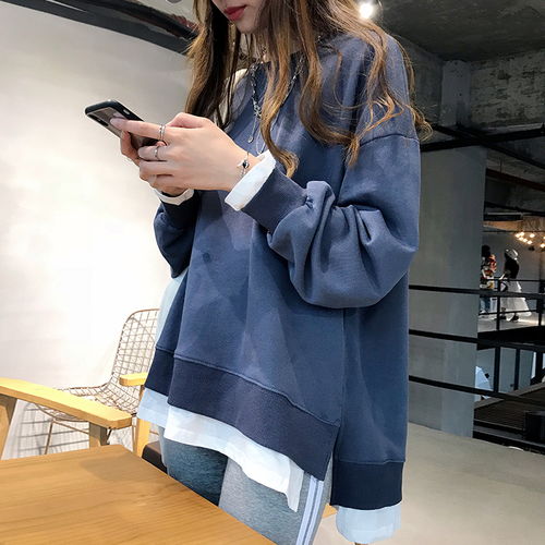 听我的穿卫衣不要配小脚裤看下图女人怎么穿,人见人夸瘦美嫩