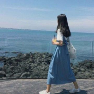 女生背影微信头像唯美可爱健康可爱没有眼袋