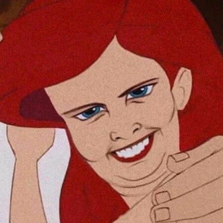 可爱的女孩子就该用沙雕亿点的头像