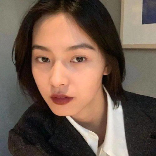 清纯动人的女生头像