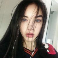 推开玫瑰和说谎的手