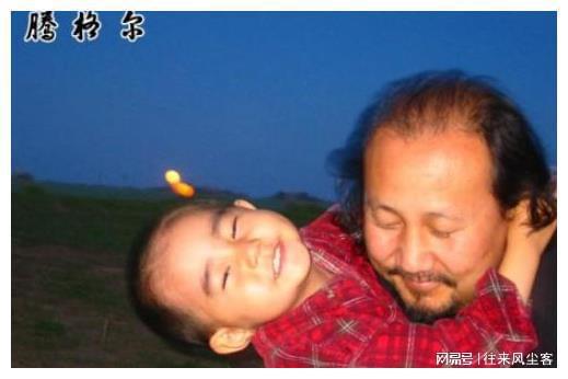 腾格尔嗜酒如命致散尽家财妻子暴走老来丧女的他后悔了吗