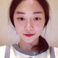 qq头像谢谢你曾把我当成唯一女生霸气