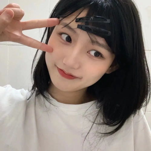 女头别低头,王冠会掉