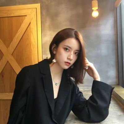 快手头像女生霸气撩人红唇你要不要趟我这淌浑水...