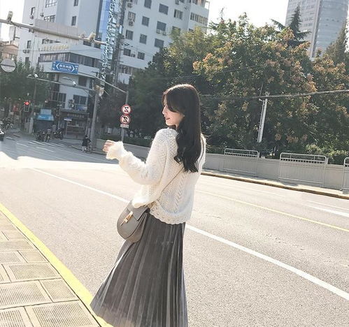 时髦咖的显瘦秘籍,解锁打底袜新穿法