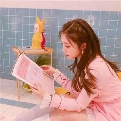 初中女生头像可爱粉色围殴