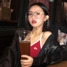 猛然回头伤感女生qq头像高清