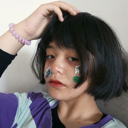 表情最近原相机托马斯小火车很火,秀儿拿来当头像,00后安排表情