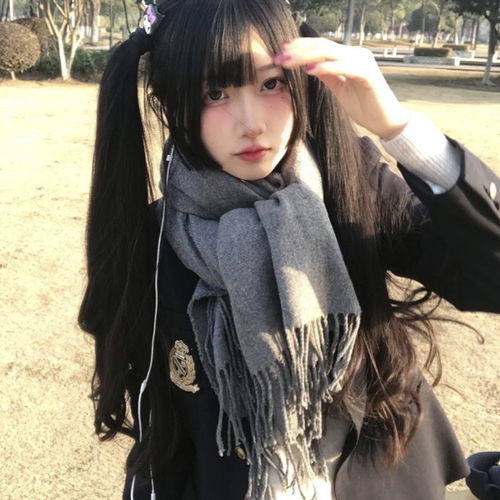 女生头像浪漫拜倒于世俗从悲哀里大大方方的走出来就是成长