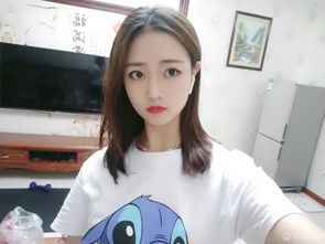 在东星寻找你身边的校花校草张小燕笑容甜美的清新女孩