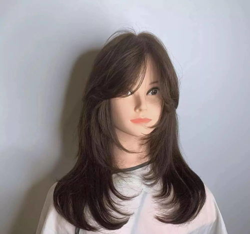 最显气质的女生短发烫发发型图片2020年就流行这样的发型