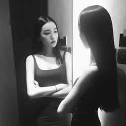 qq伤感黑白头像女生冷酷从未体验过被坚定选择