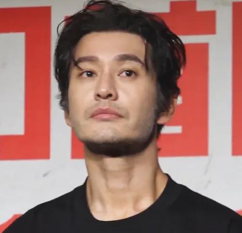 送走angelababy又来叶珂,黄晓明注定逃不过女人坑