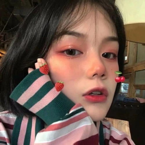 男生最讨厌女生的4个动作,吧唧嘴上榜,彰显你的教养