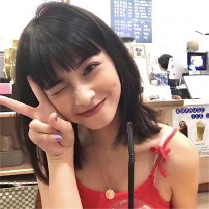qq头像女生短发,可爱凌乱美干净看着就顺眼的