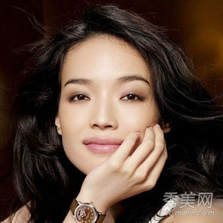 李宇春,舒淇,王菲,7个大脸女演员不需要整容