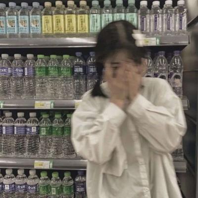 不问过往的个性女头像每张都好看可爱点