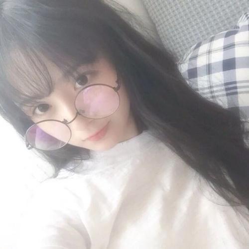 女生头像15岁真人照片临盆