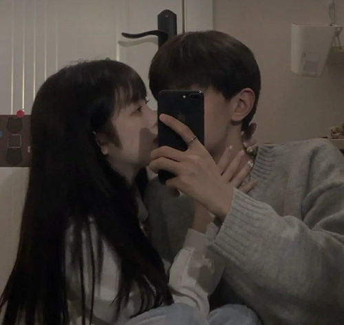 适合给特别关心留言的甜甜小句子