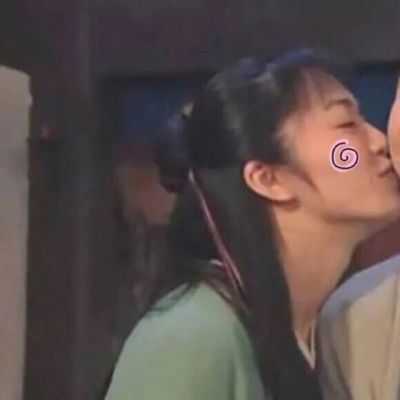 搞笑与众不同两张爱人头像