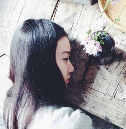 以为是低调,原来老了