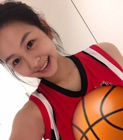 真人版赤木晴子大pk你喜欢纯欲的or性感的