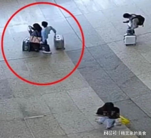 武汉火车站西装男公然猥亵女大学生原因曝光,有些人坐不住了