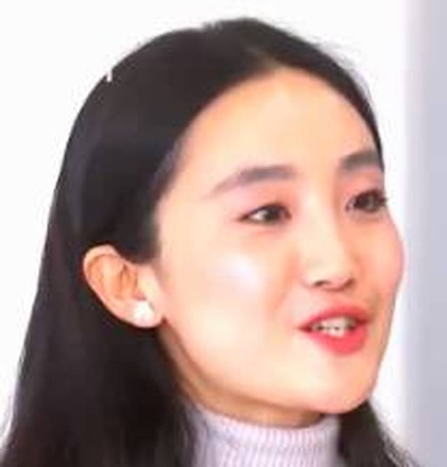 看社会丨看哭这位女孩拍了200多张合影记录下爷爷生命最后7年