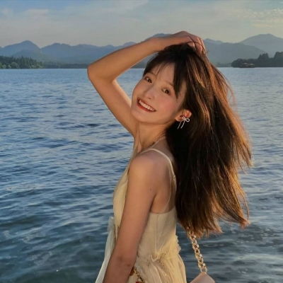 海边女生头像