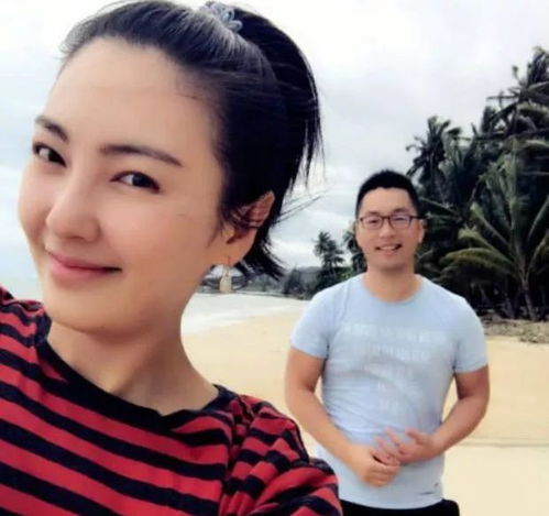 狮子座的女生就是不一样,张雨绮闪婚闪离尽显女王范儿