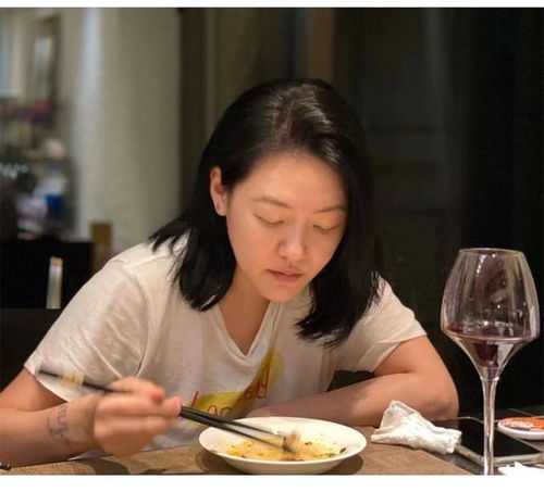 小s发长文探讨女明星保养老娘已经43岁了,腰里有点赘肉怎么了