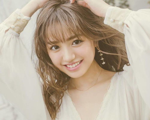 日童星不负众望长成仙气美女,无辜大眼加长腿网民赞真人阿丽塔