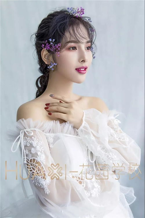 丛林中的仙女,柔美的光线显现出如精灵般的美丽动人