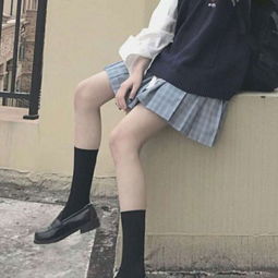 女生qq头像不露脸可爱下半身