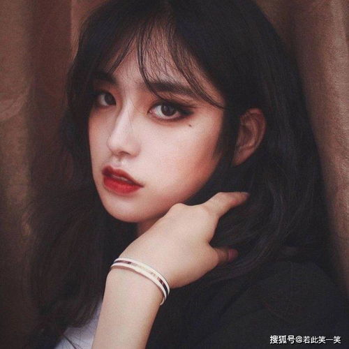 悄然驻琉璃,安倾诉衷情路有