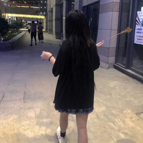 不露脸女生头像这世界有朝夕与四季