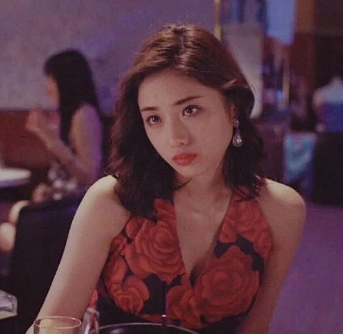 心动女生头像浪漫世界值得孤身