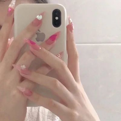 头像女生手控头像