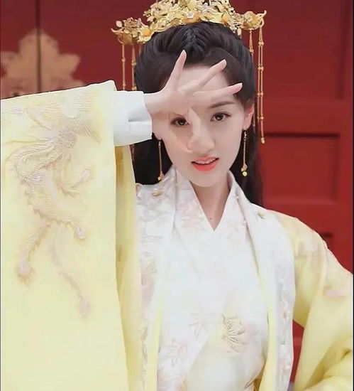 袁冰妍祝卿好造型获赞张叔平审美过时,这两位造型师打好样