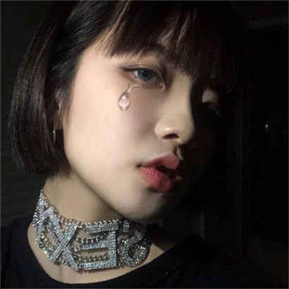 气质干净清纯女生头像,几载青春只可惜青春太短
