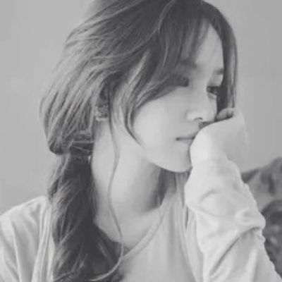 女生经典黑白头像头像