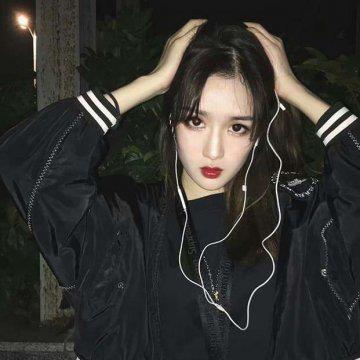 俗话说这3个地方长痣的人,桃花运不会差,海王无疑了