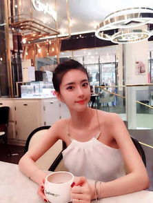 j杯女主播晒喷鼻血美照网友美得不像真人