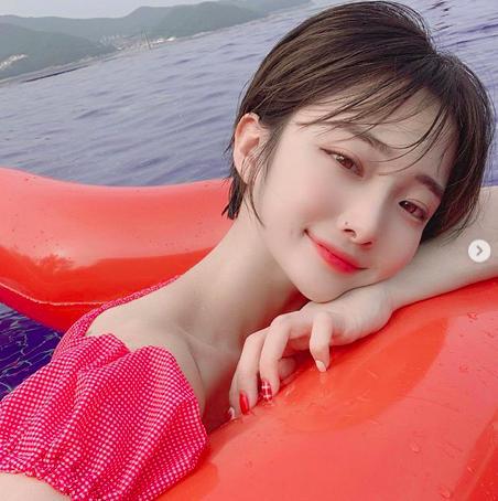 2019发型趋势永不退流行的精灵短发,日韩vs欧美版20造型范本