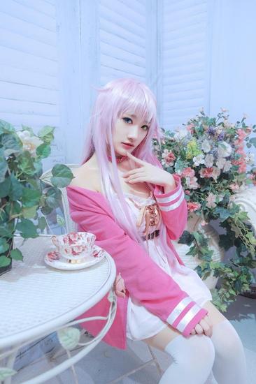 紫色气质少女cos高冷女神范