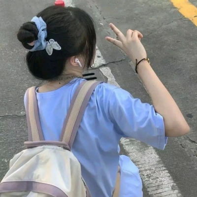 仙气飘飘的女生头像真人背影背影