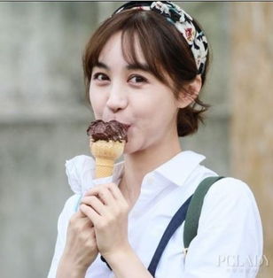 花儿发型年代秀萝莉大妈谁更少女心